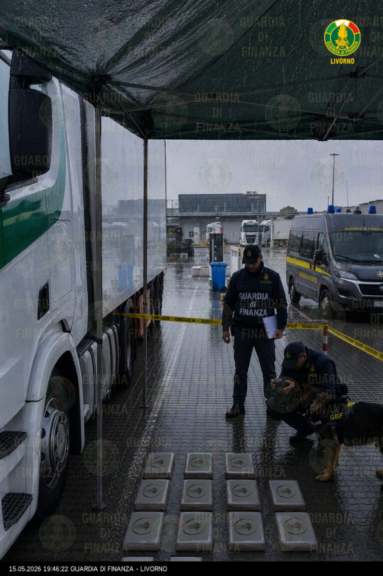 sequestro droga Livorno porto camionista cocaina
